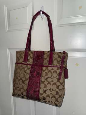 COACH Signature Stripe Raspberry Pink Python F 25706 Bag Purse Tote